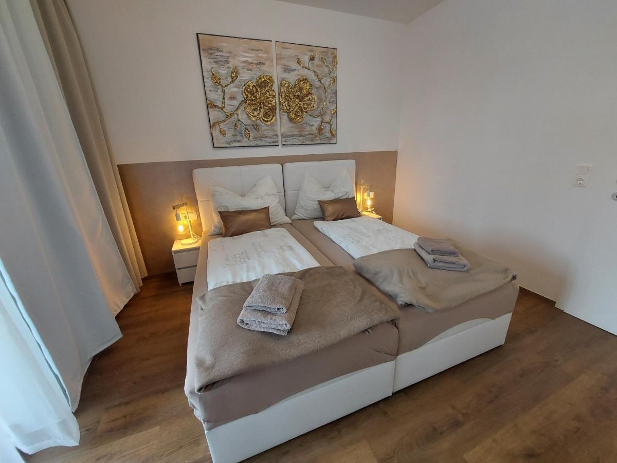 Auszeit Steiraland 8 Mit Ueberdachten Balkon Und Parkplatz Leoben  Esterno foto