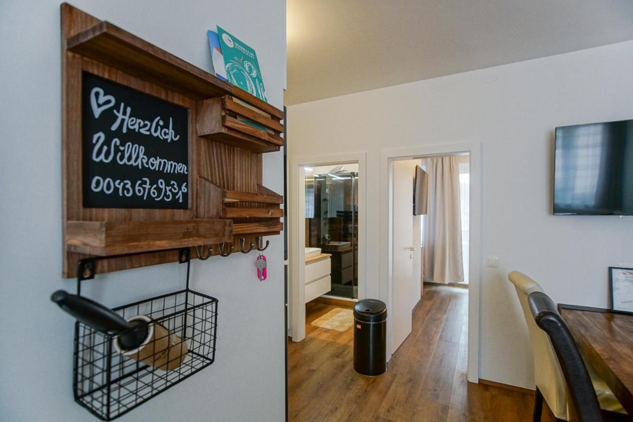 Auszeit Steiraland 8 Mit Ueberdachten Balkon Und Parkplatz Leoben  Esterno foto