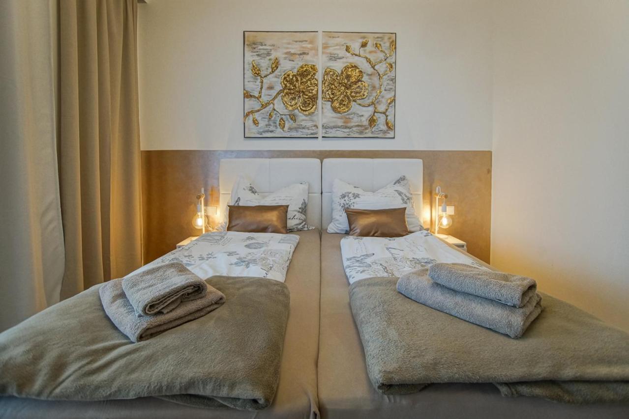 Auszeit Steiraland 8 Mit Ueberdachten Balkon Und Parkplatz Leoben  Esterno foto