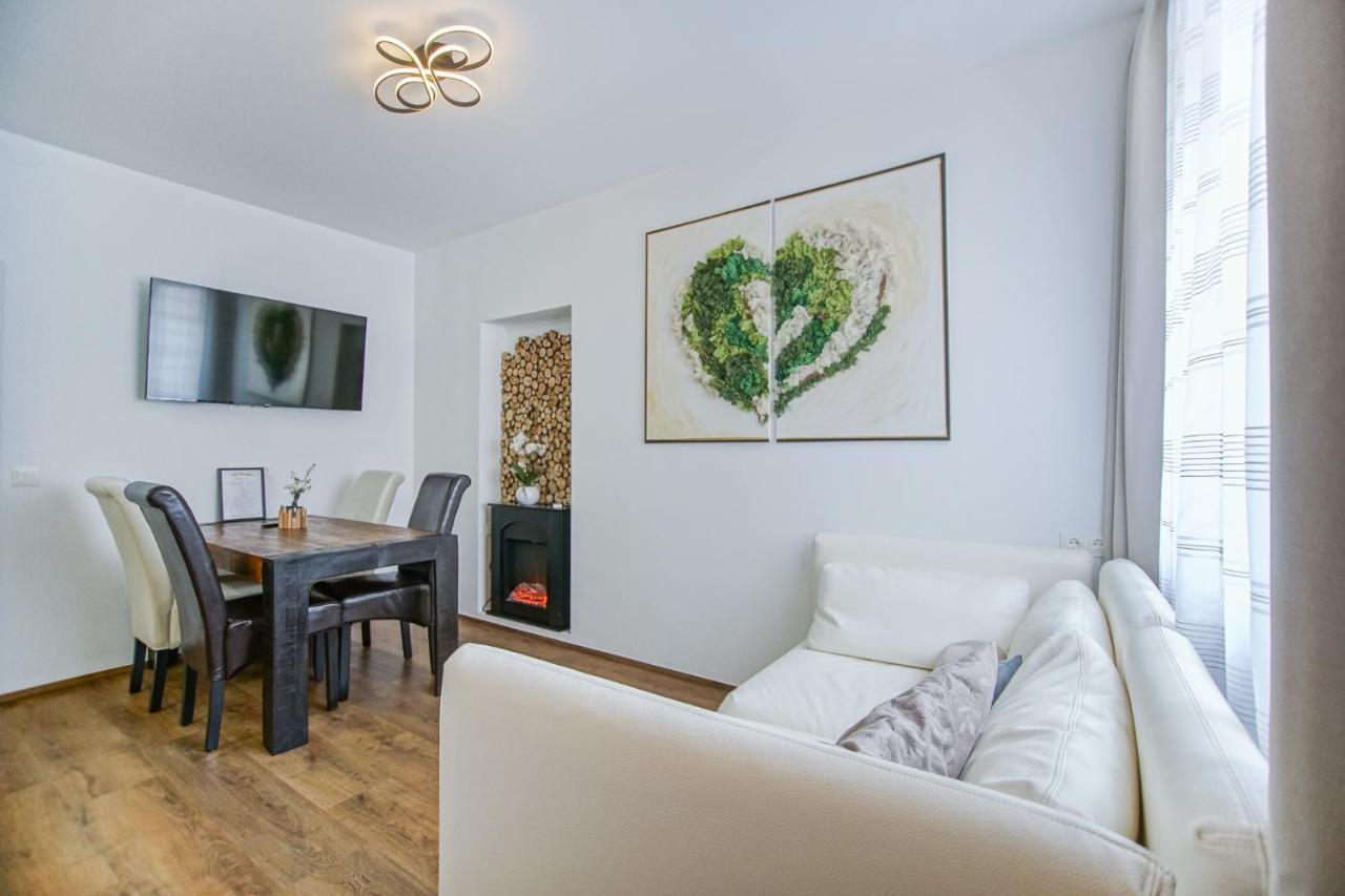 Auszeit Steiraland 8 Mit Ueberdachten Balkon Und Parkplatz Leoben  Esterno foto