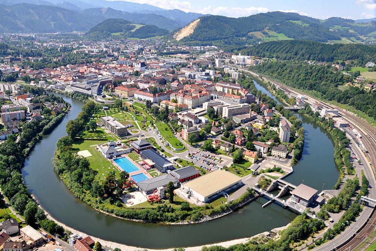 Auszeit Steiraland 8 Mit Ueberdachten Balkon Und Parkplatz Leoben  Esterno foto
